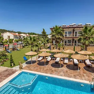 3* Hotel de apartamente Halkidiki Greek Pride ηotel And